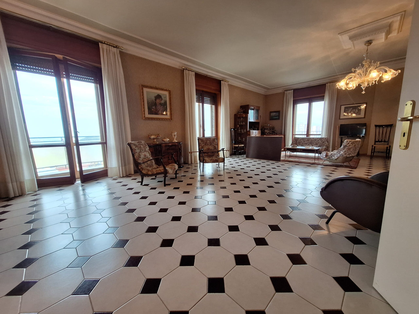 Appartamento di Prestigio in Vendita – Via Ponte Aiello, Angri