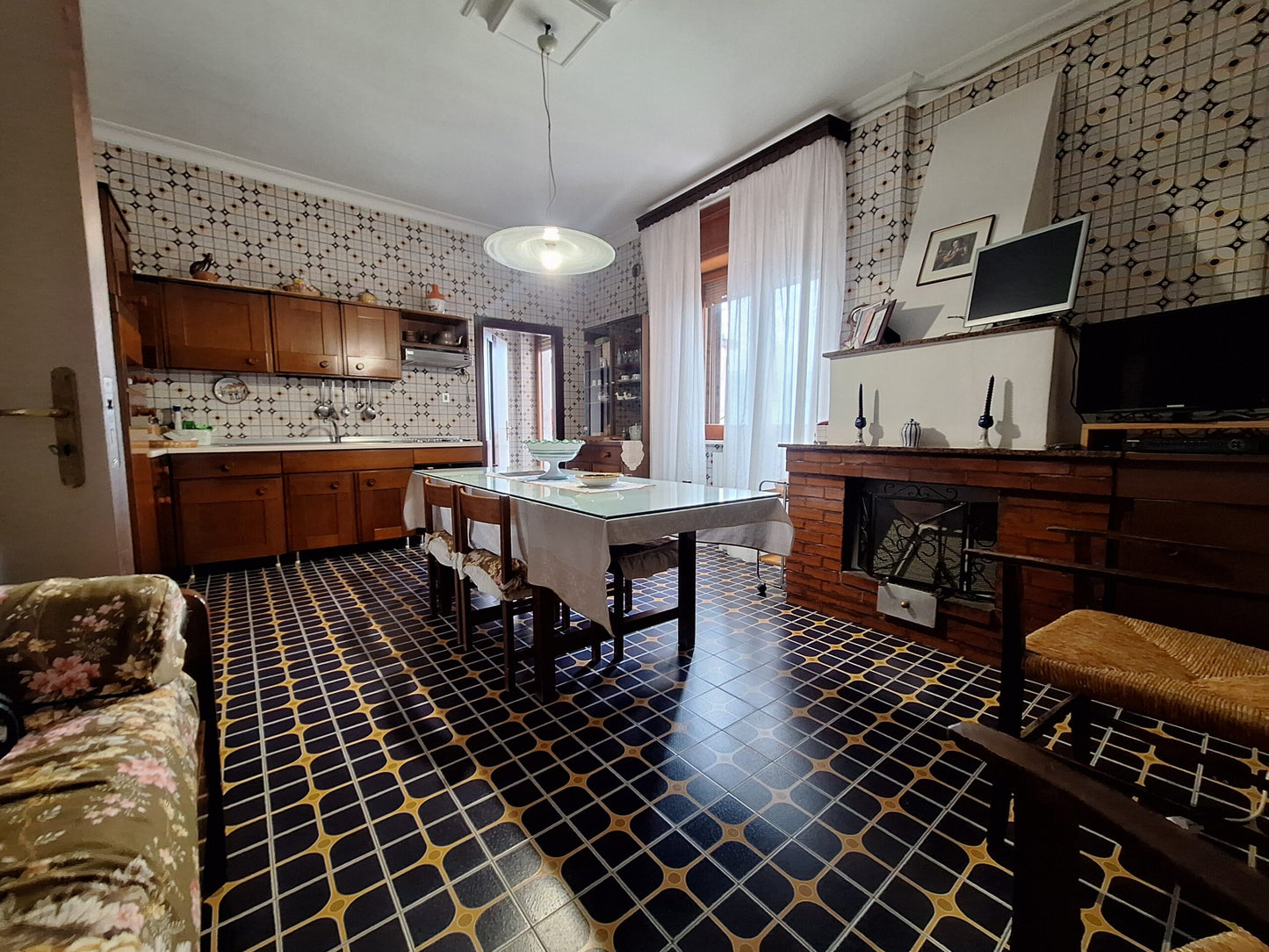 Appartamento di Prestigio in Vendita – Via Ponte Aiello, Angri