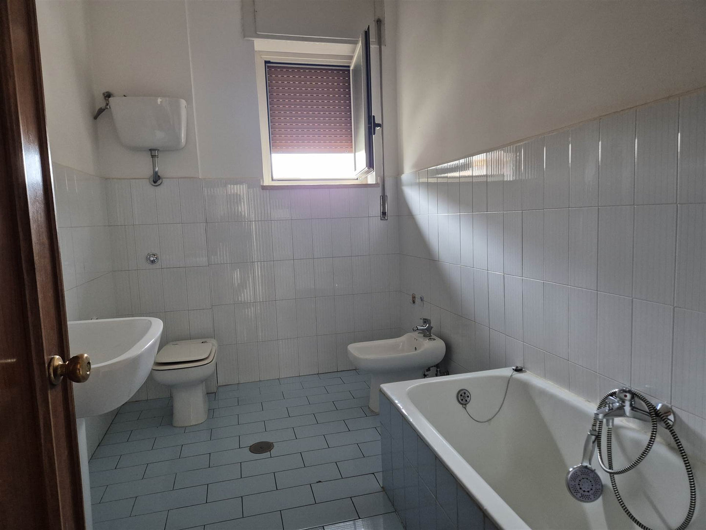 Appartamento 4 vani con terrazzo, tripla esposizione e box – Via Astuti, Nocera Inferiore