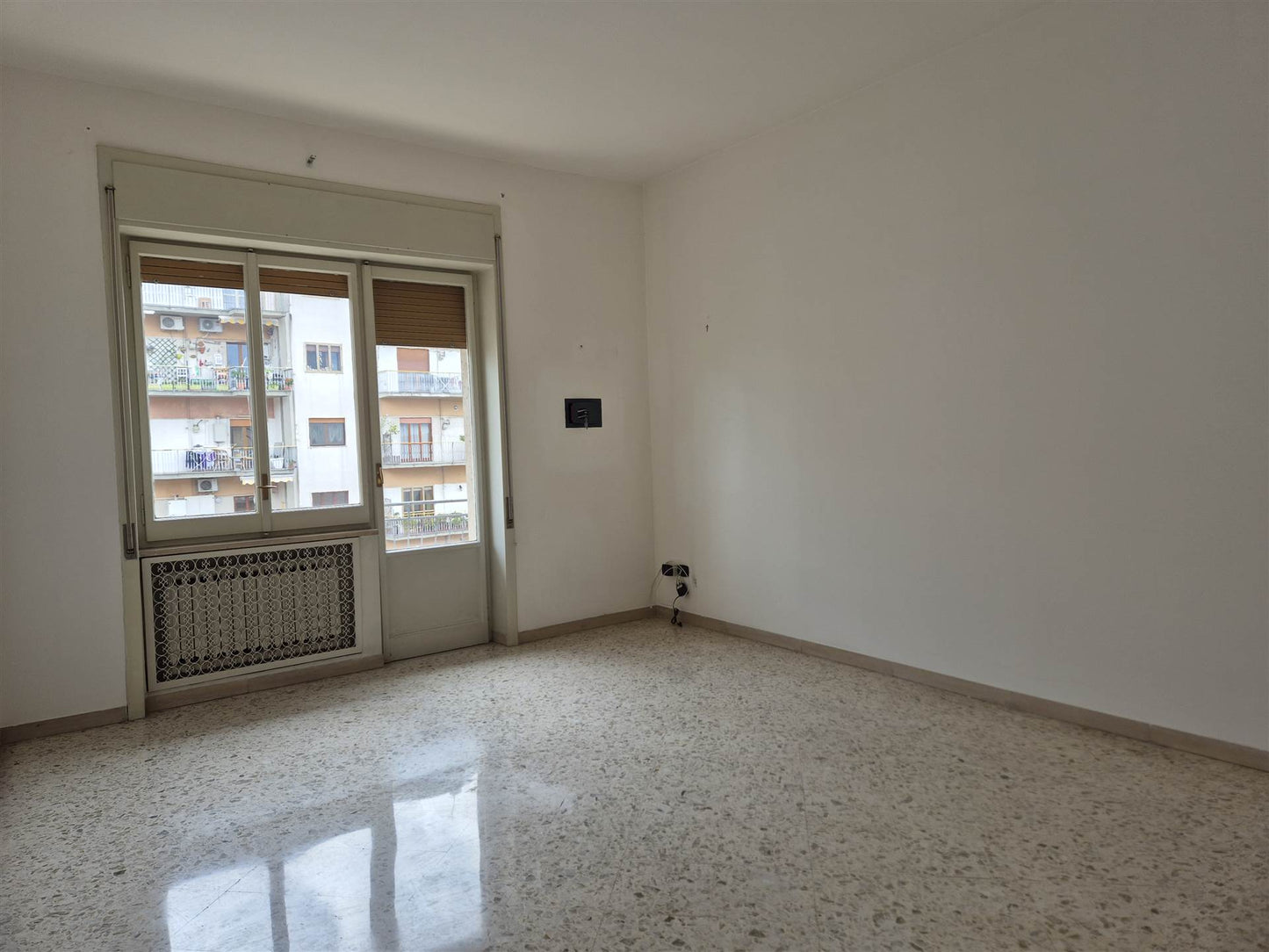 Appartamento 4 vani con terrazzo, tripla esposizione e box – Via Astuti, Nocera Inferiore