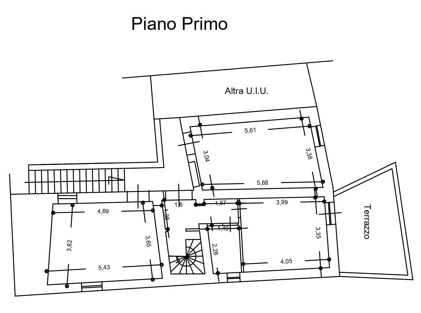 Soluzione semi indipendente su 3 livelli con terrazzi – Via D’Amato, Castel San Giorgio