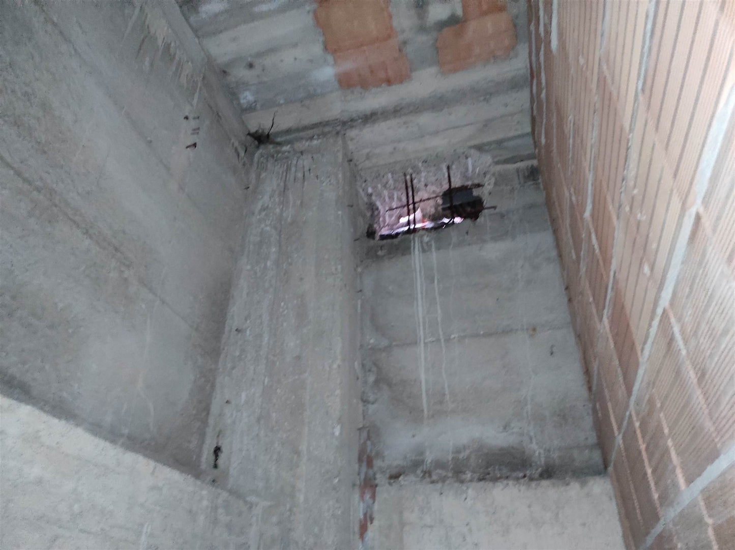 Soluzione semi indipendente su 3 livelli con terrazzi – Via D’Amato, Castel San Giorgio