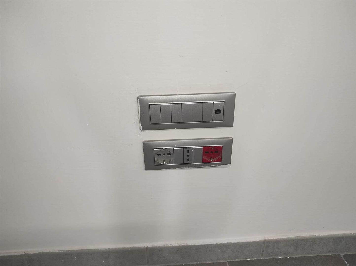 Ufficio in Vendita in Stabile Direzionale – Trivio – Castel San Giorgio