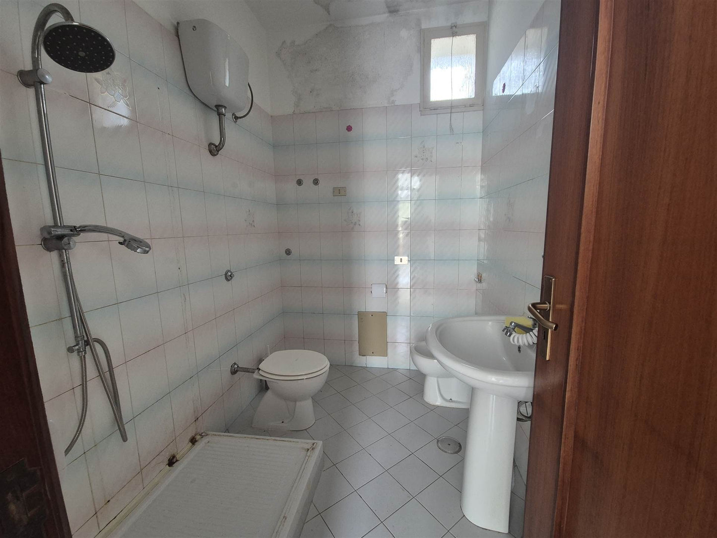 Soluzione Semi Indipendente con Spazi Esterni Privati – Centro di Roccapiemonte