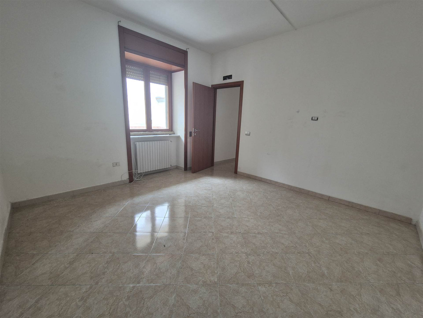 Soluzione Semi Indipendente con Spazi Esterni Privati – Centro di Roccapiemonte