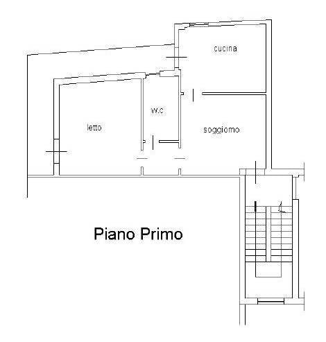Soluzione bifamiliare con giardino, garage e terrazzo – Sarno