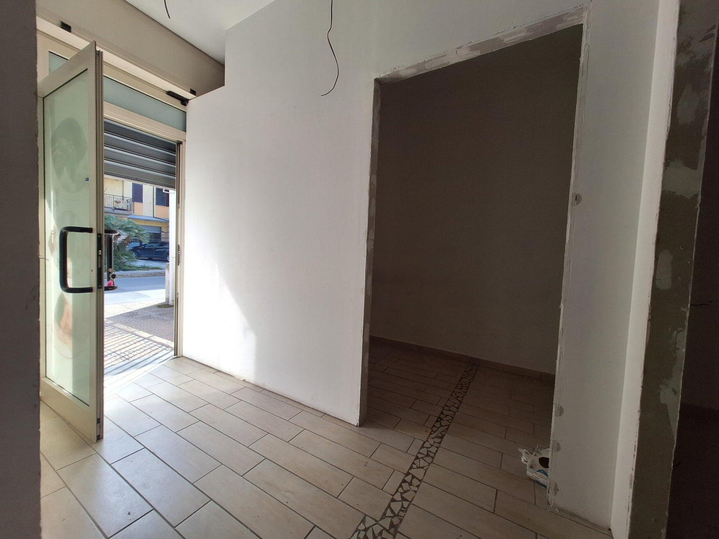 Locale Commerciale in Vendita – Via Badia, Angri