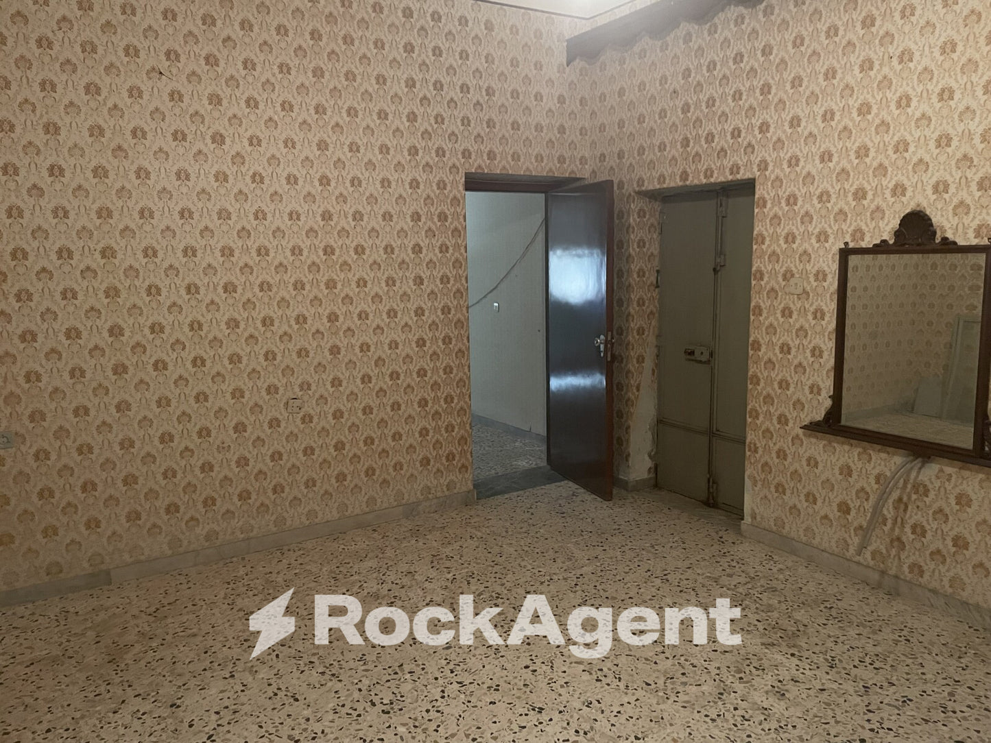 Villa Indipendente in Vendita – Via Imperia, Matinella – Albanella