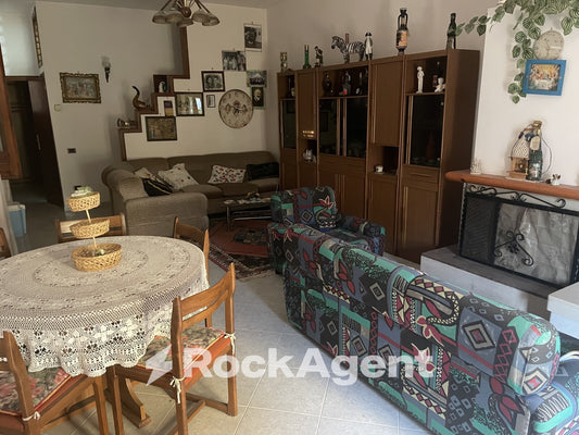 Villa Indipendente in Vendita – Via Imperia, Matinella – Albanella