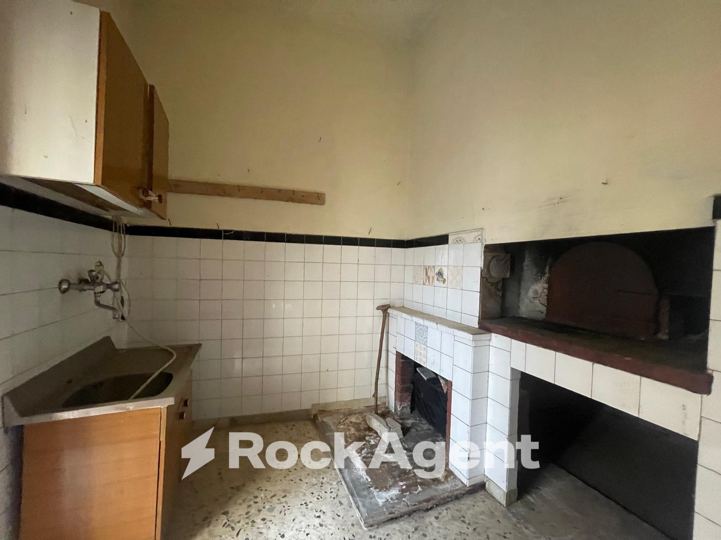 Villa Indipendente in Vendita – Via Imperia, Matinella – Albanella