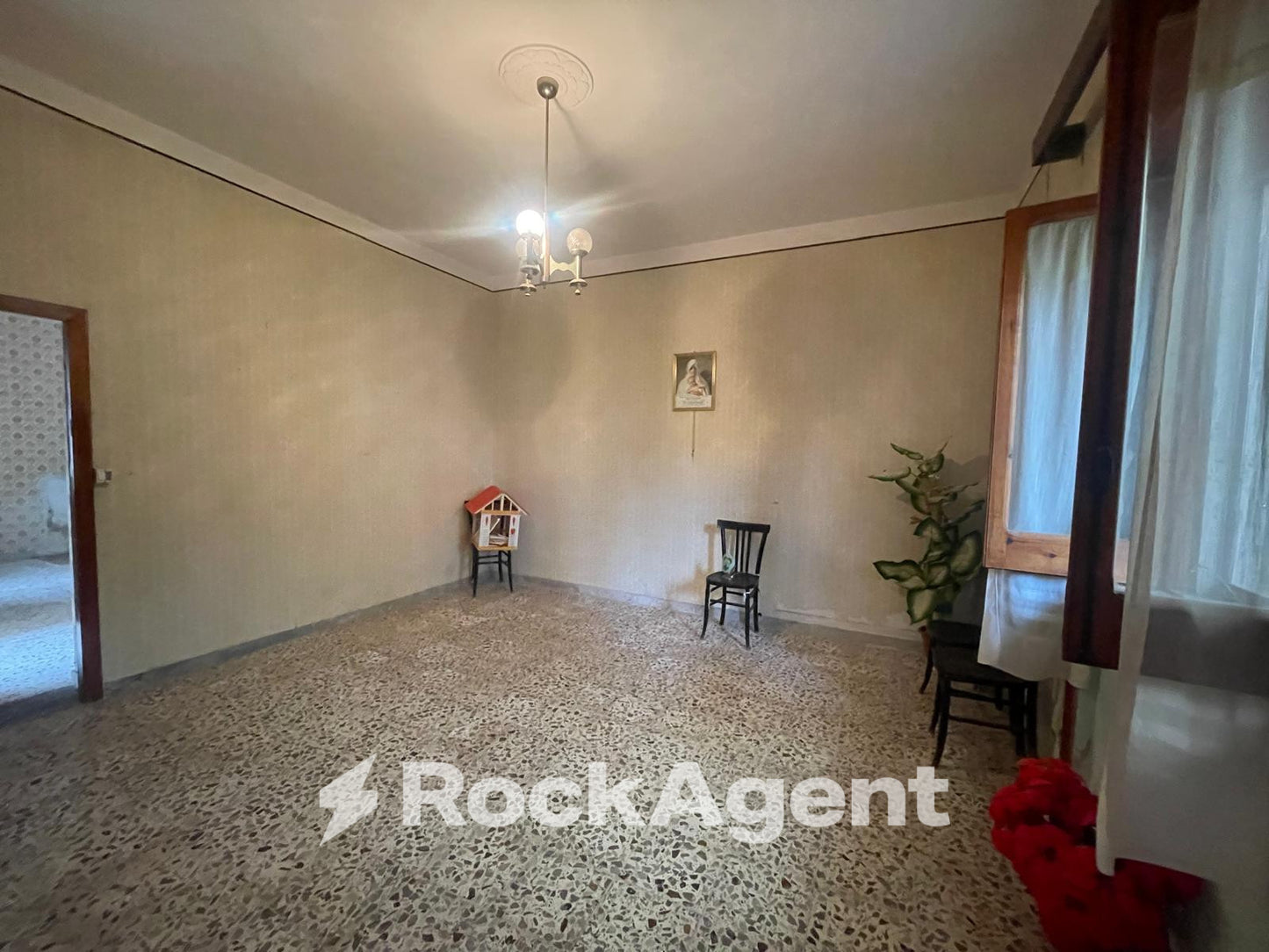 Villa Indipendente in Vendita – Via Imperia, Matinella – Albanella