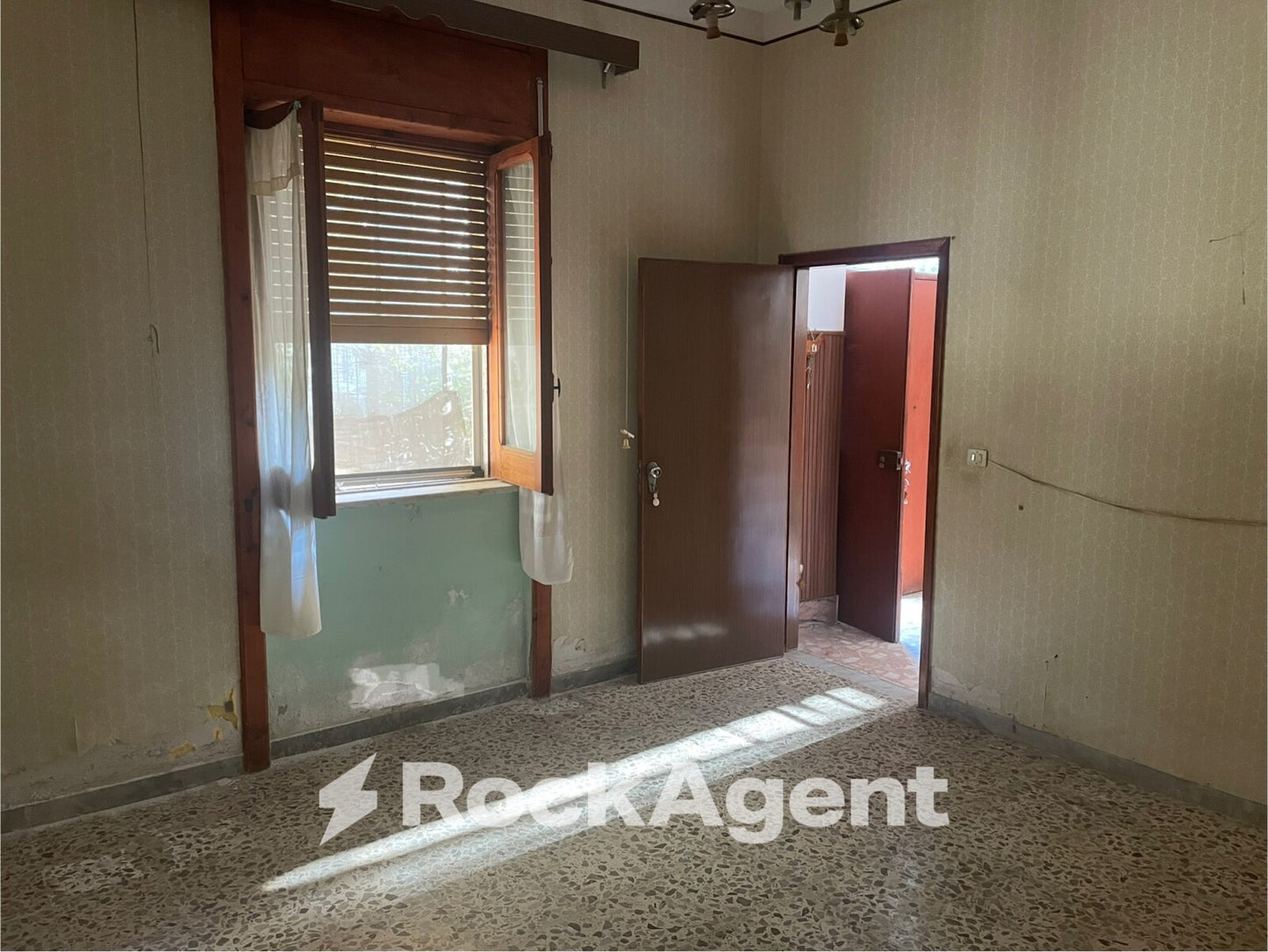 Villa Indipendente in Vendita – Via Imperia, Matinella – Albanella